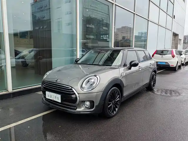 MINI CLUBMAN