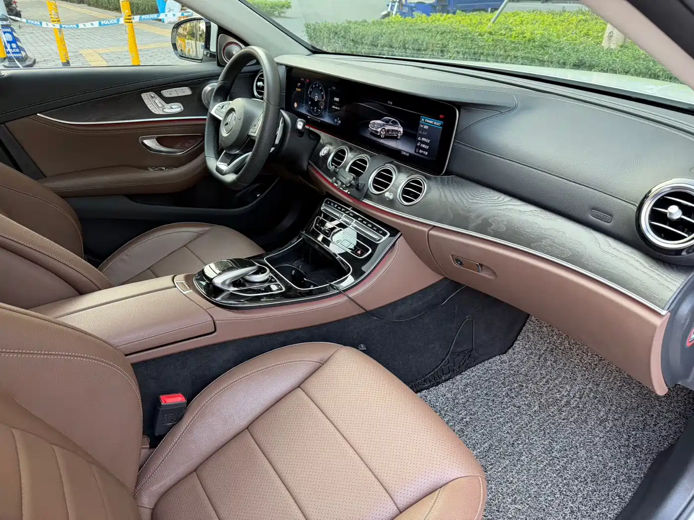 Mercedes-Benz E-Class 2016 E 300 L Sport Fashion Type фото 11