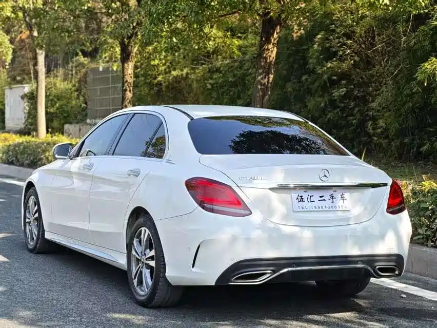 Mercedes-Benz C-Class 2019 C 180 L Fashion Sport Edition фото 11