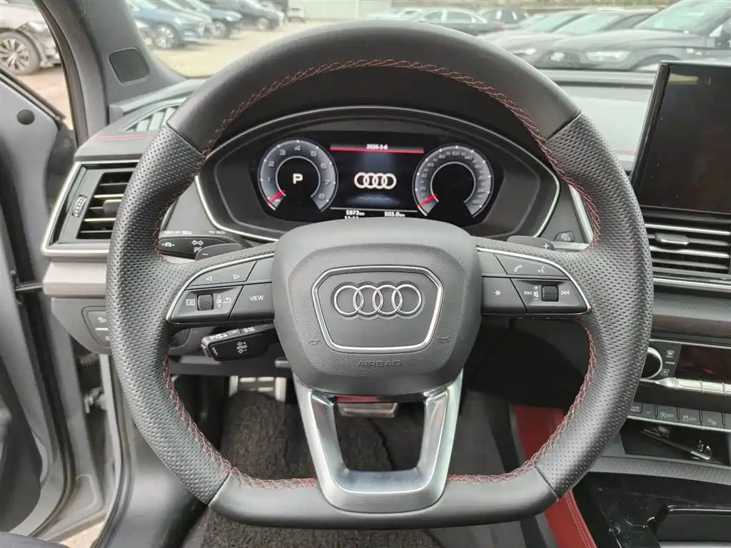 Audi Q5L 2025 45 TFSI Luxury Dynamic фото 10