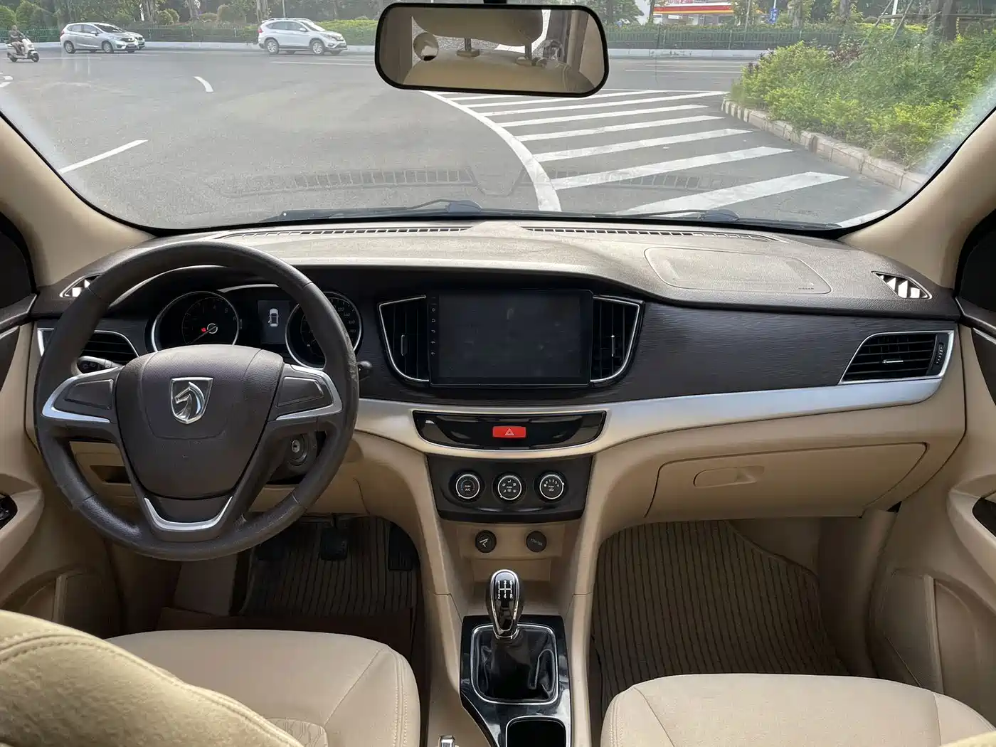 Фото 8 - Baojun 730