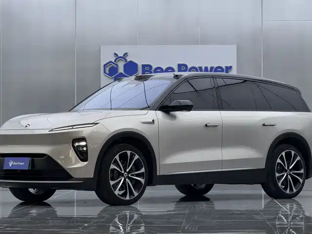 NIO ES8 100kWh, Signature