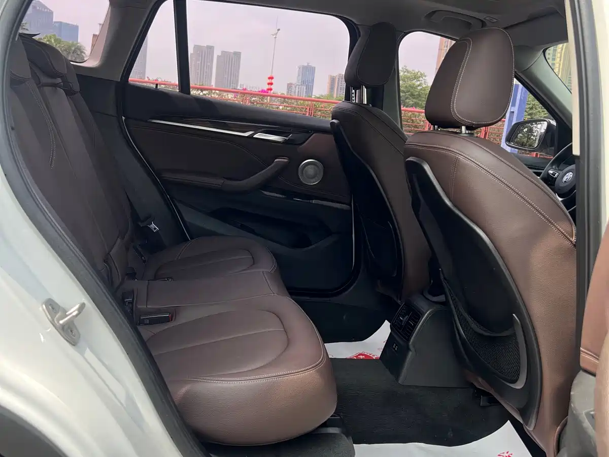 BMW X1 2021 Facelift xDrive25Li Premium фото 9