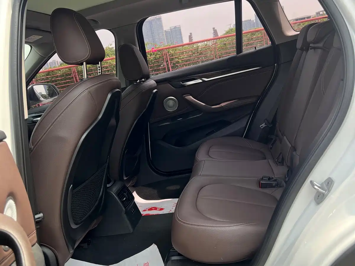 BMW X1 2021 Facelift xDrive25Li Premium фото 8