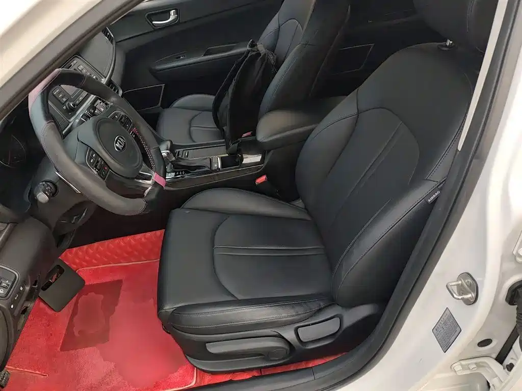 Kia K5 2016 1.6T Automatic GLS фото 15
