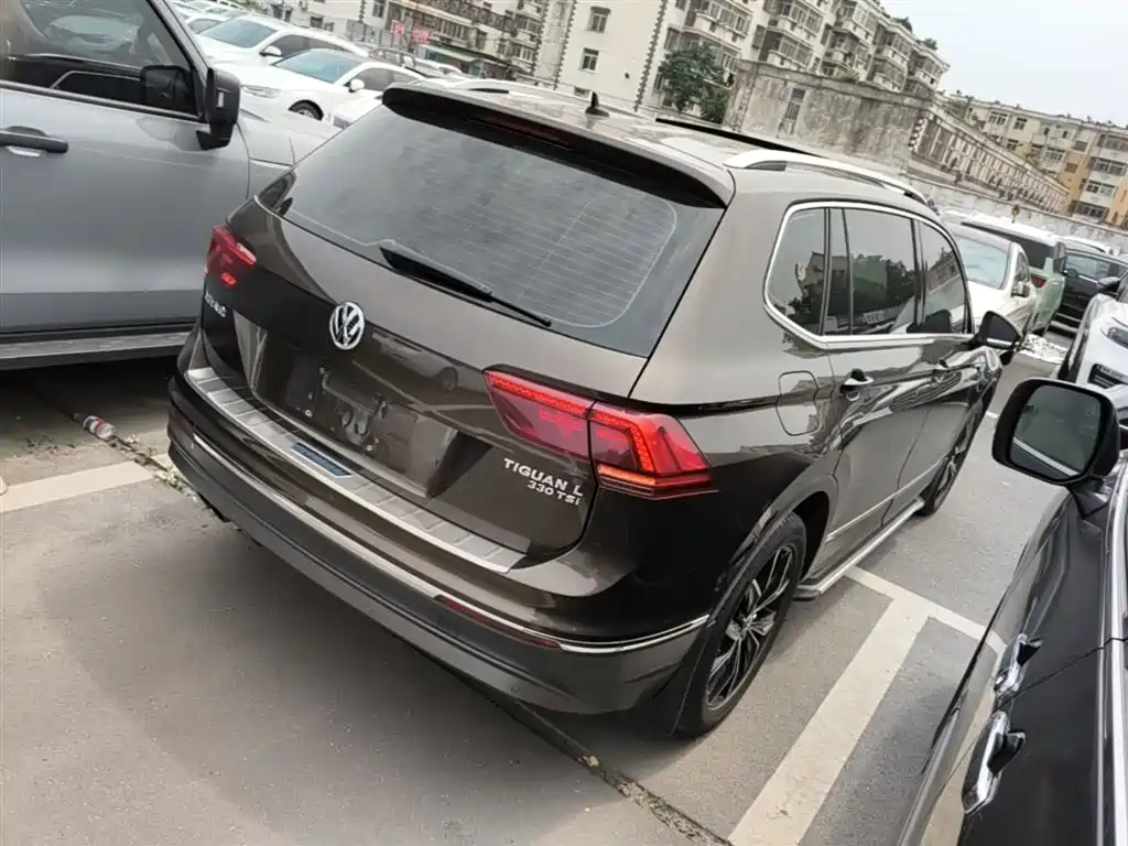 Volkswagen Tiguan L 2017 330TSI Automatic 2WD Flagship Edition фото 7