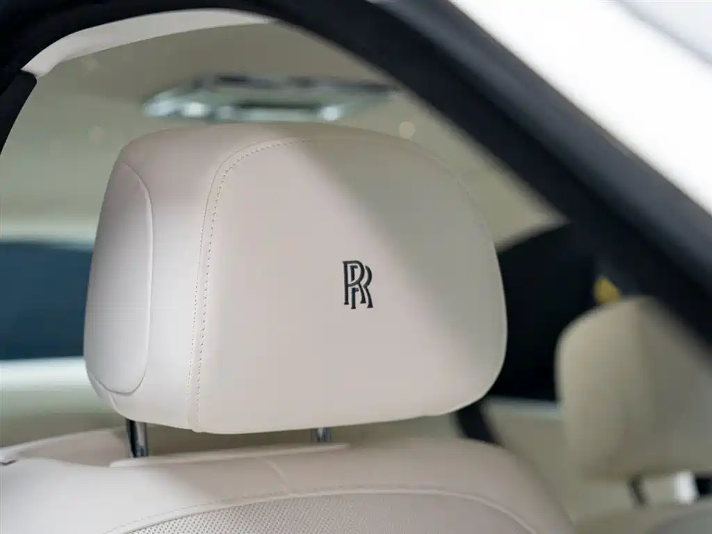 Rolls-Royce Ghost 2021 6.7T Standard Wheelbase фото 14