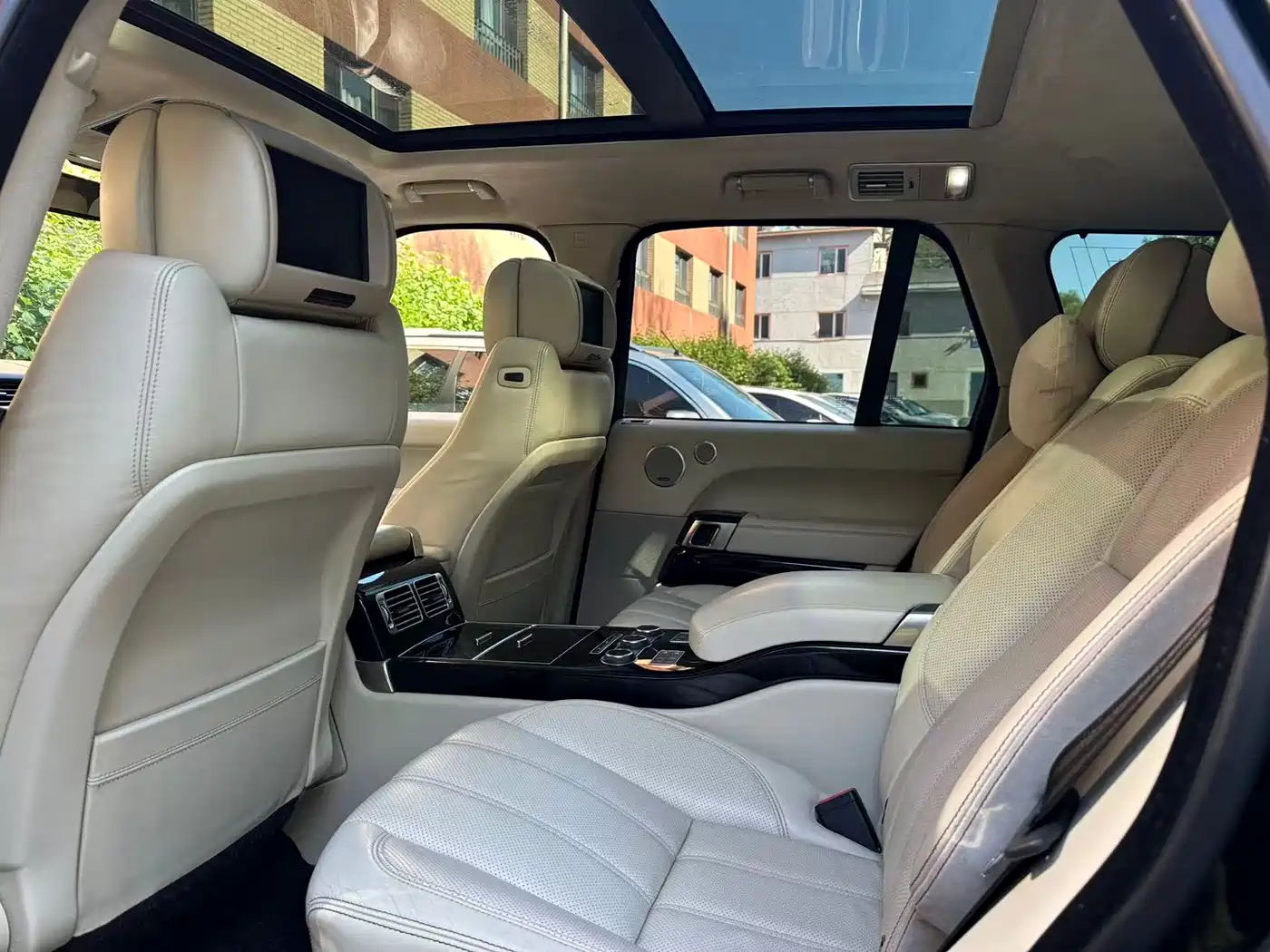 Land Rover Range Rover 2014 3.0 TDV6 Vogue фото 15