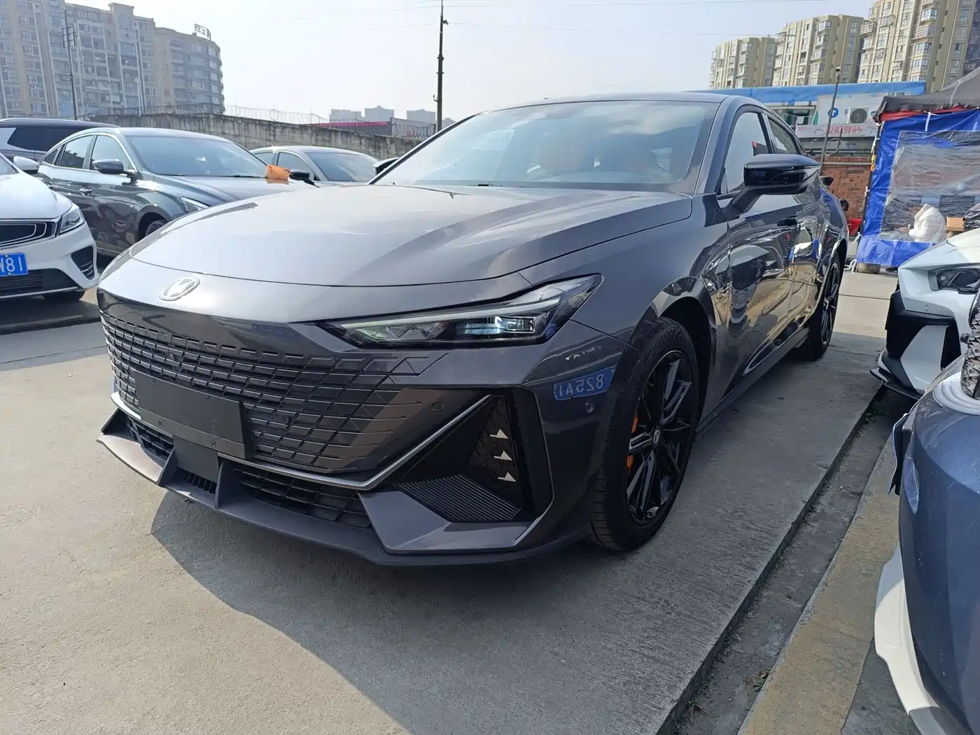 CHANGAN UNI-V