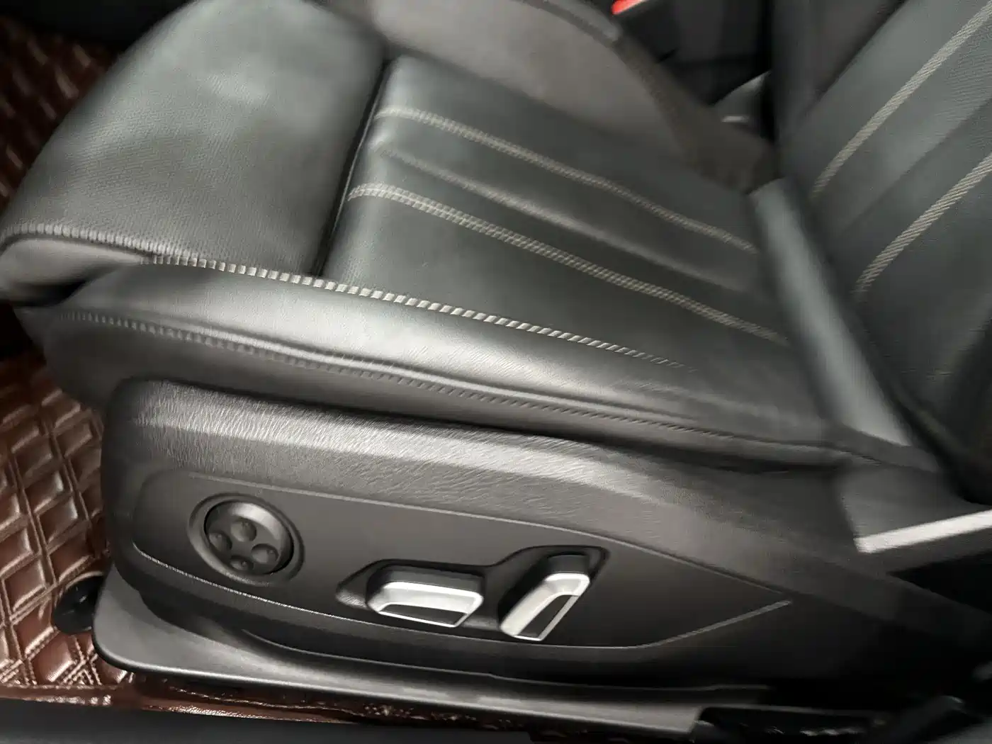 Audi A4L 2024 40 TFSI quattro RS Kit Speed Edition фото 14