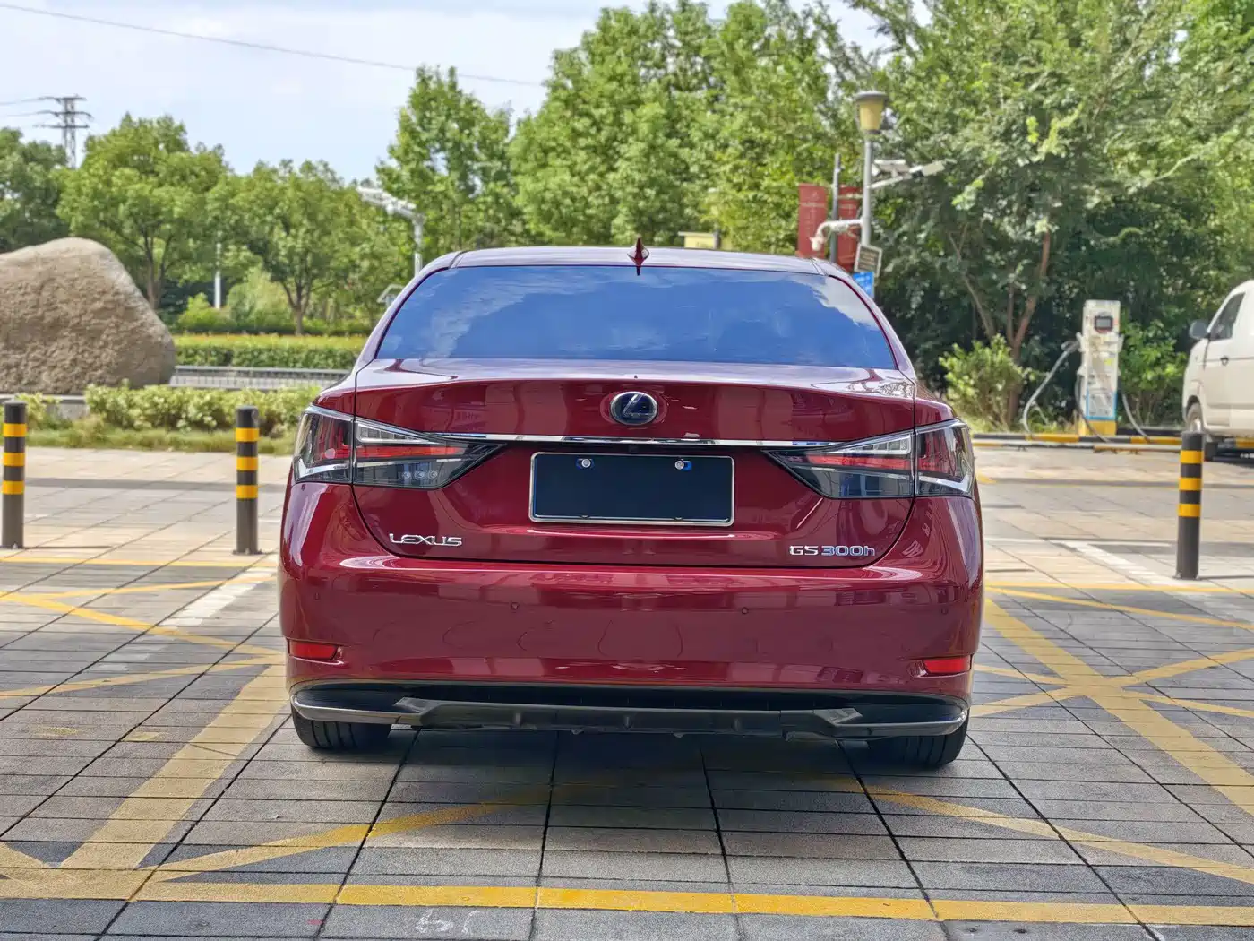 Lexus GS 2017 2016 300h Leading Edition