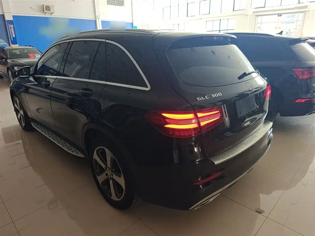 Mercedes-Benz GLC 2017 GLC 300 4MATIC Dynamic фото 23
