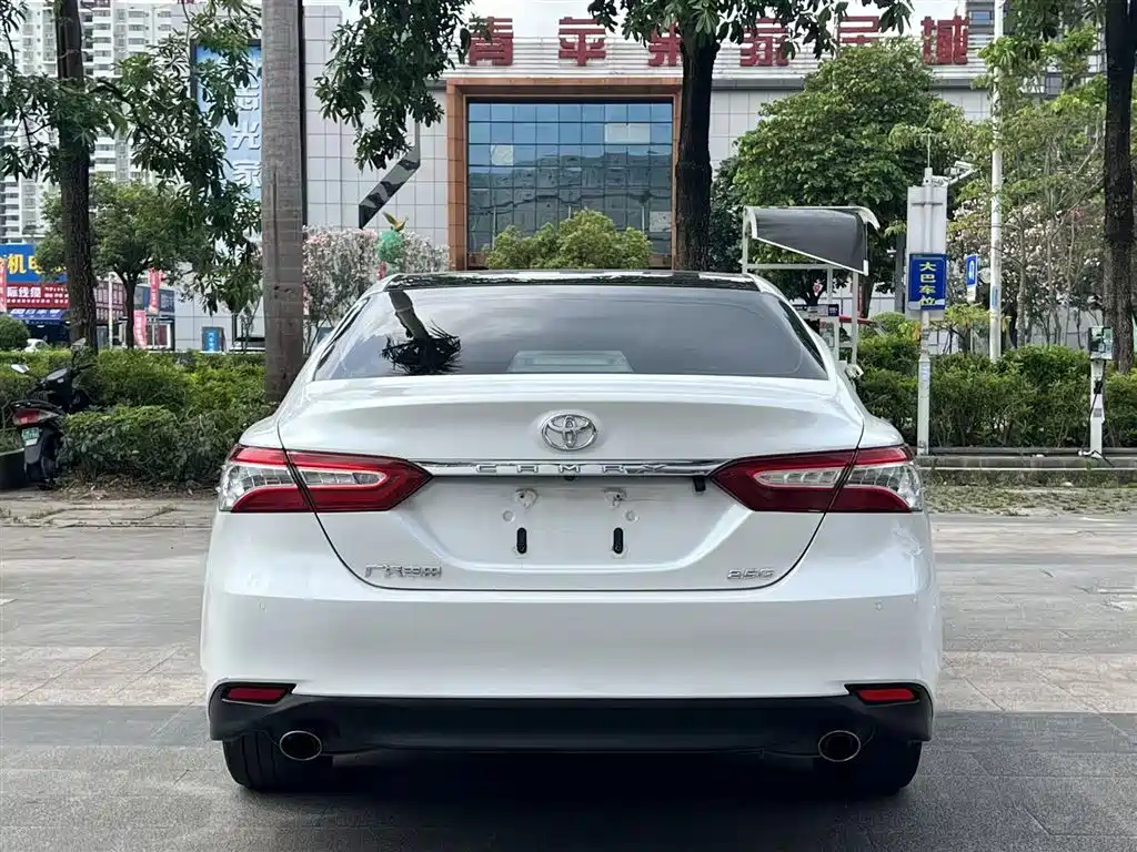 Toyota Camry 2019 2.5G Luxury Edition China VI фото 6