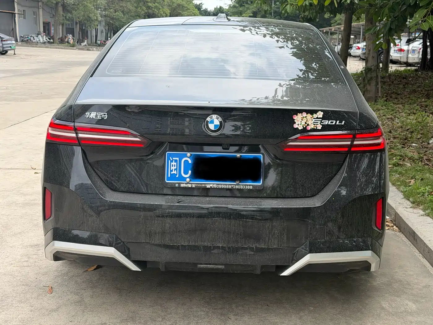 BMW 5 Series 2024 530Li Premium M Sport Package фото 8