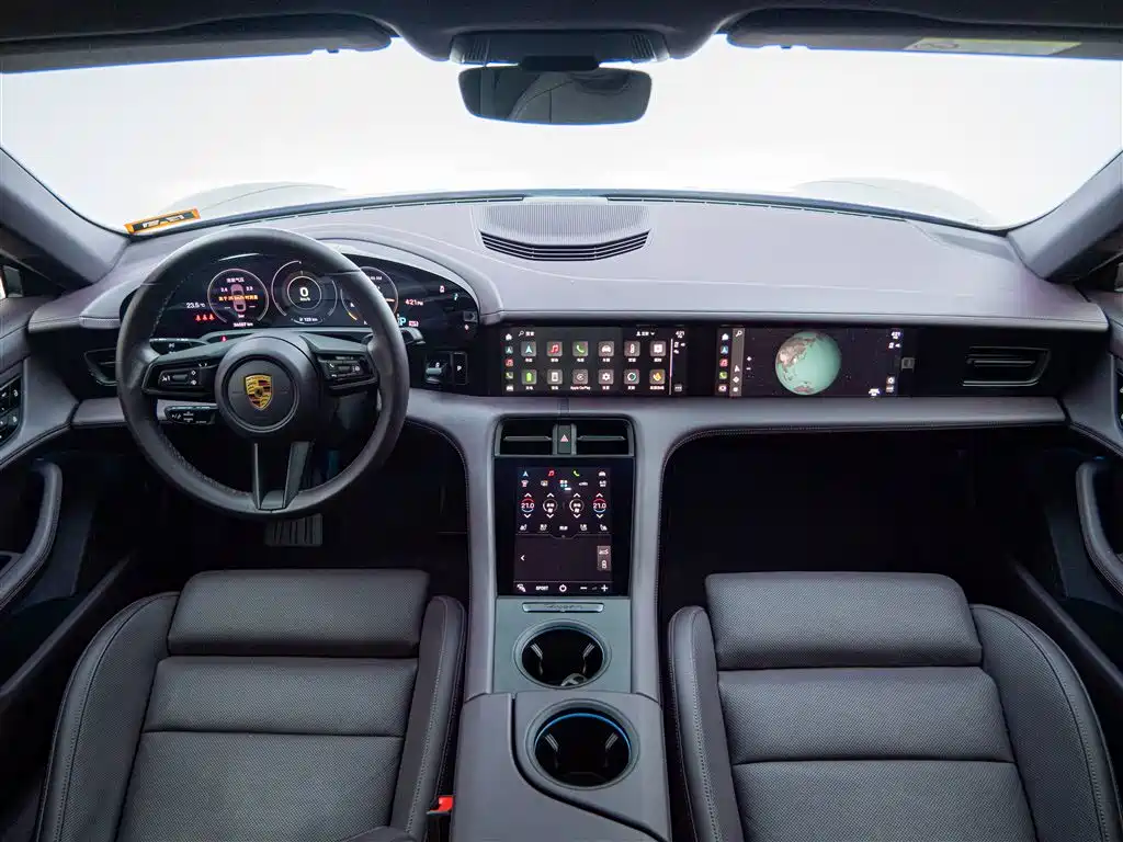Porsche Taycan 2020 Taycan фото 21