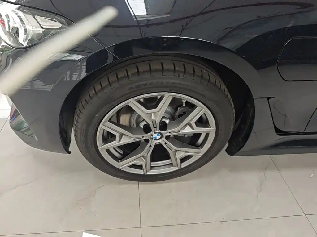 BMW i3 2026 2025 eDrive 35 L