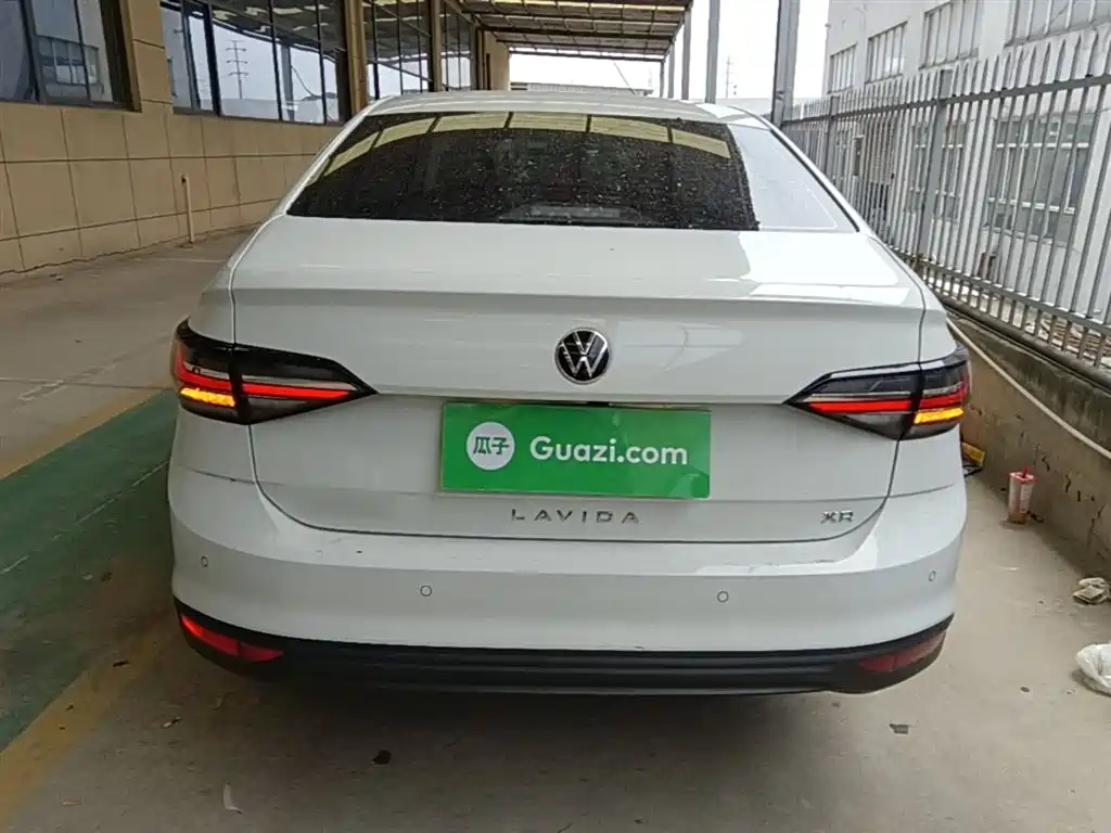 Volkswagen Lavida 2025 New Edge 1.5L Outstanding New Ease фото 6