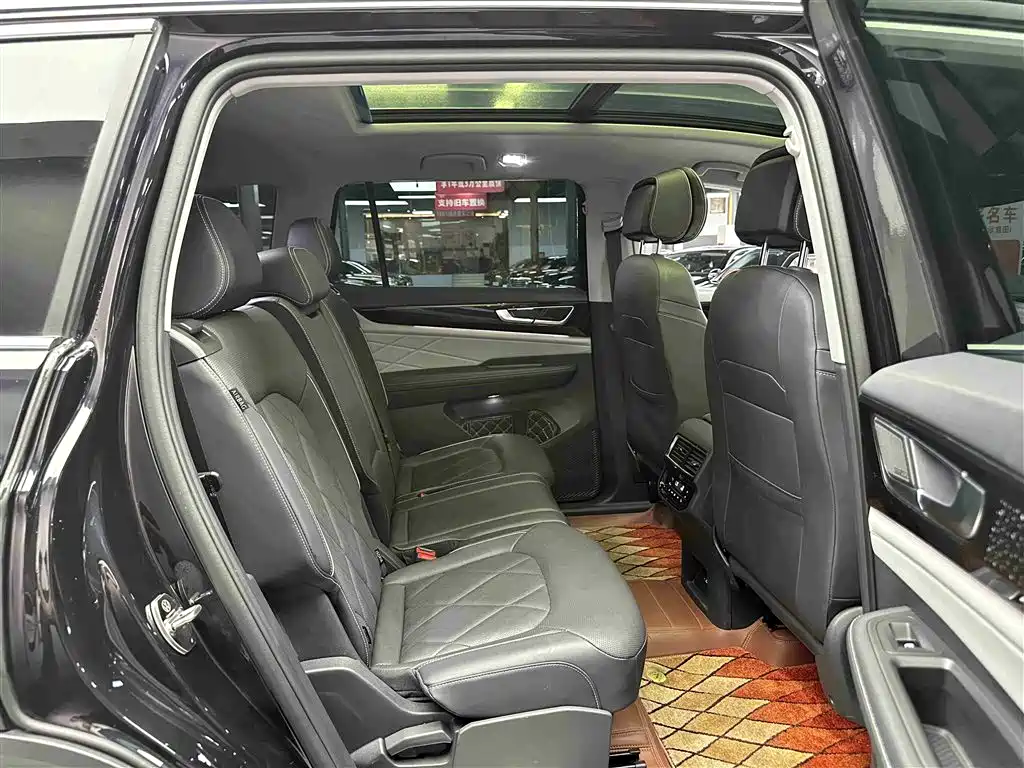 Volkswagen Teramont 2023 530 V6 AWD Premium Flagship Edition фото 8
