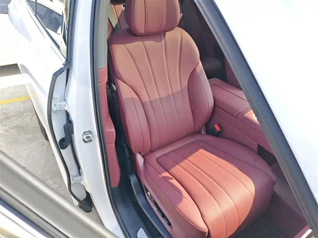 AITO Wenjie AITO M7 2026 Pure Electric Max Long Range 5-seater фото 16