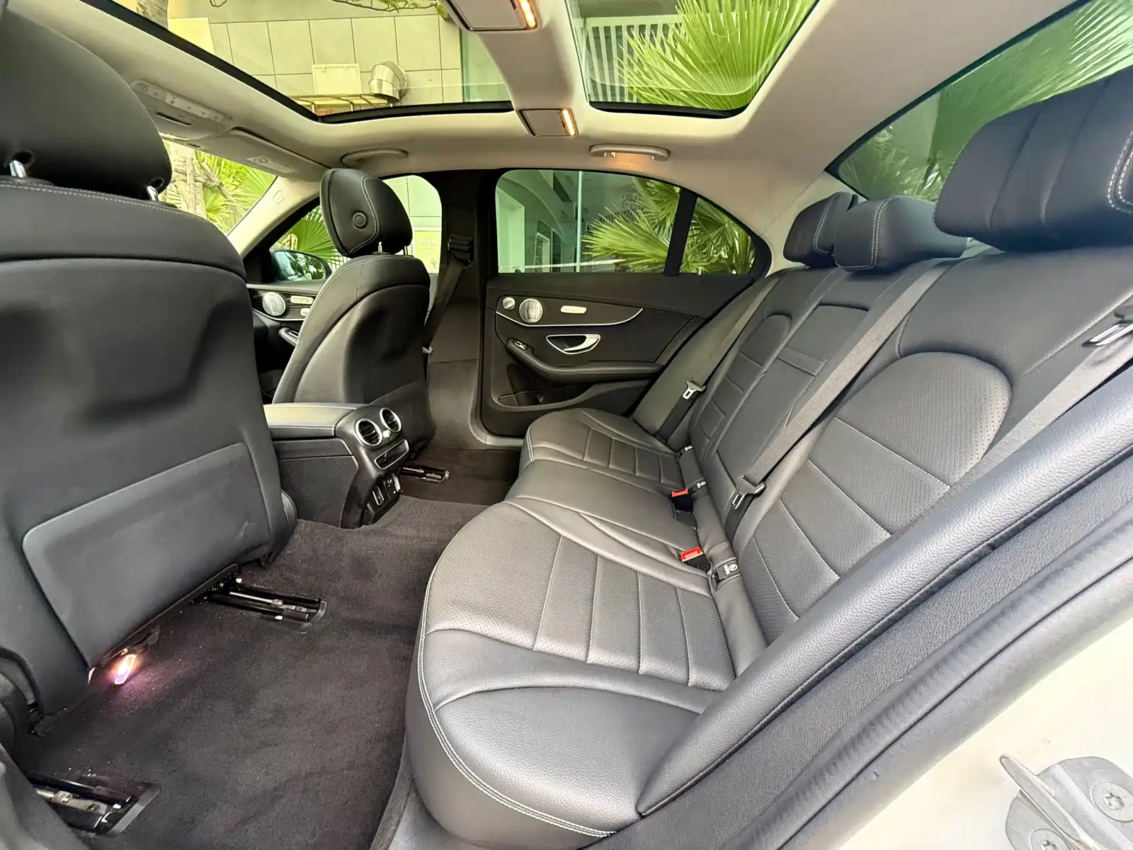 Фото 15 - Mercedes-Benz C-Class