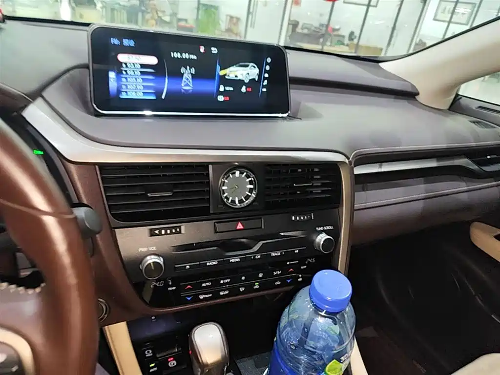 Lexus RX 2016 300 4WD Elegance Edition (China V) фото 13