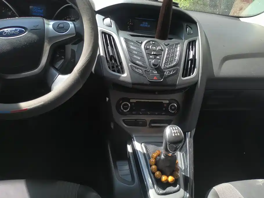 Ford Focus 2013 2012 Sedan 1.6L Manual Trend