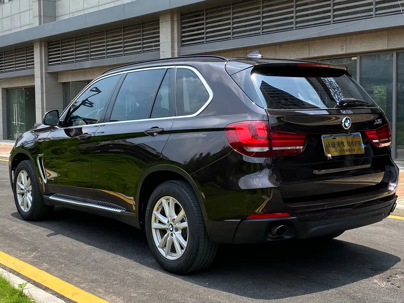 BMW X5 (Import) 2014 xDrive35i Leading фото 5