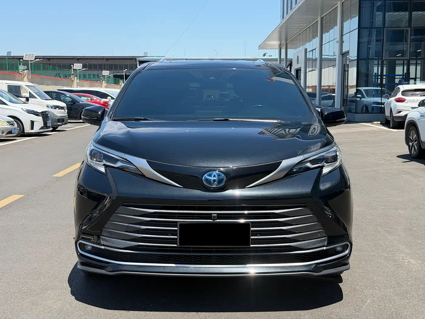 Toyota Sienna 2023 2.5L Hybrid Premium Edition