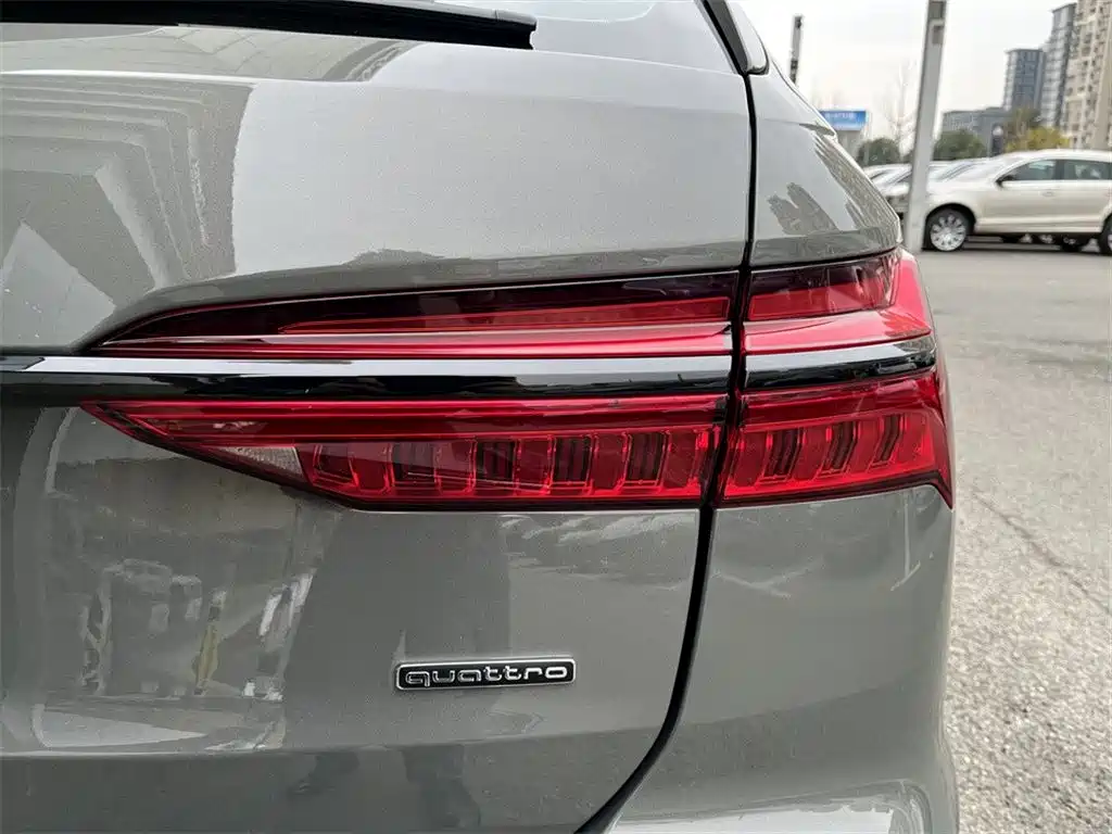 Audi A6 (Import) 2024 2024 allroad quattro 55 TFSI Premium Off-road