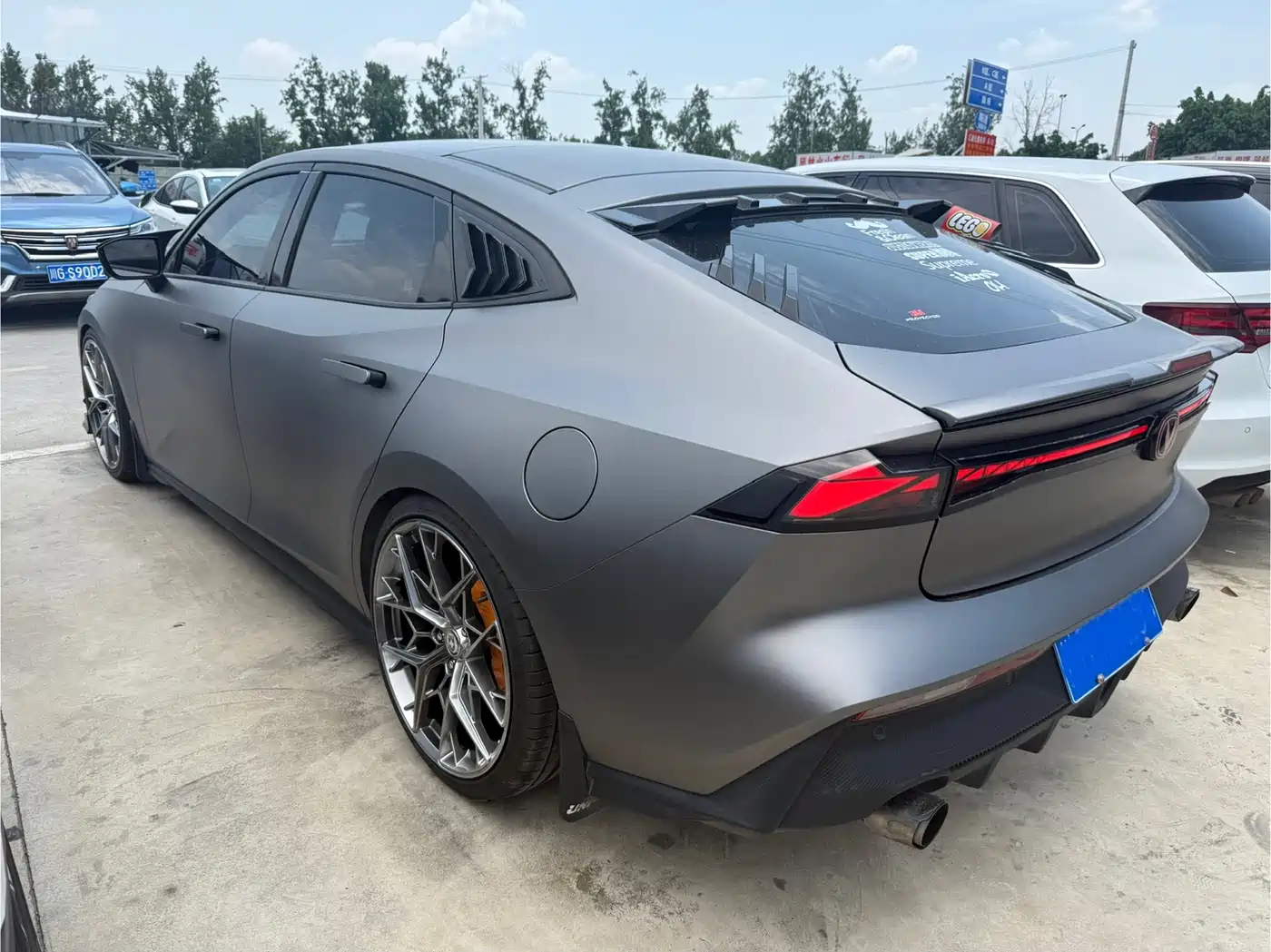CHANGAN UNI-V