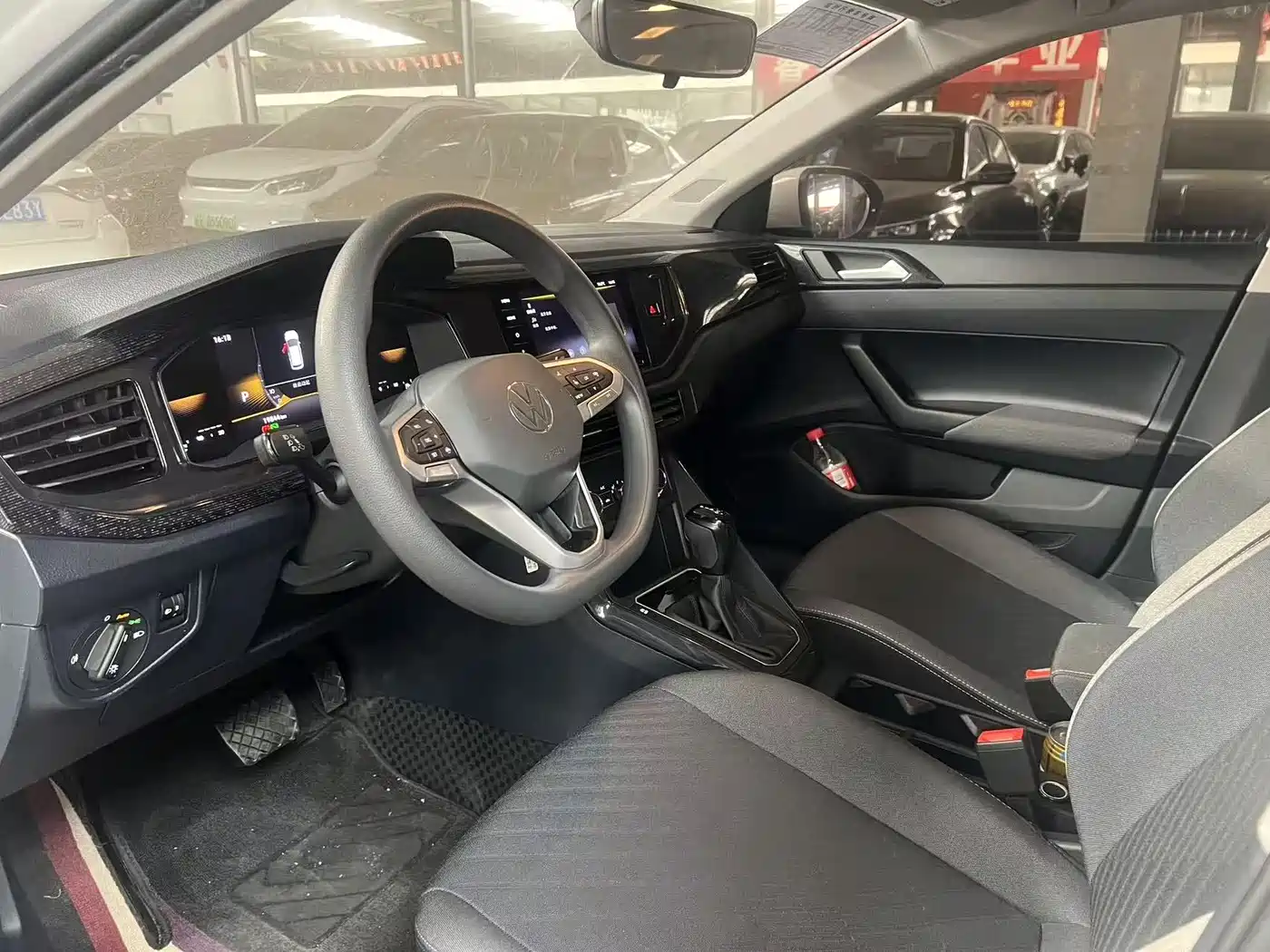 Volkswagen Lavida 2025 New Edge 1.5L Outstanding New Ease фото 5