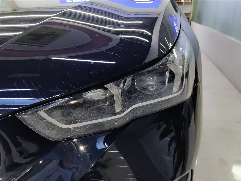 BMW 5 Series 2025 530Li Leading M Sport Package фото 18