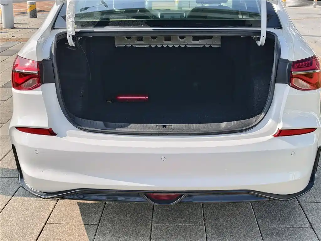Chevrolet Monza 2020 Mild Hybrid RS 330T Automatic Smooth Edition фото 9