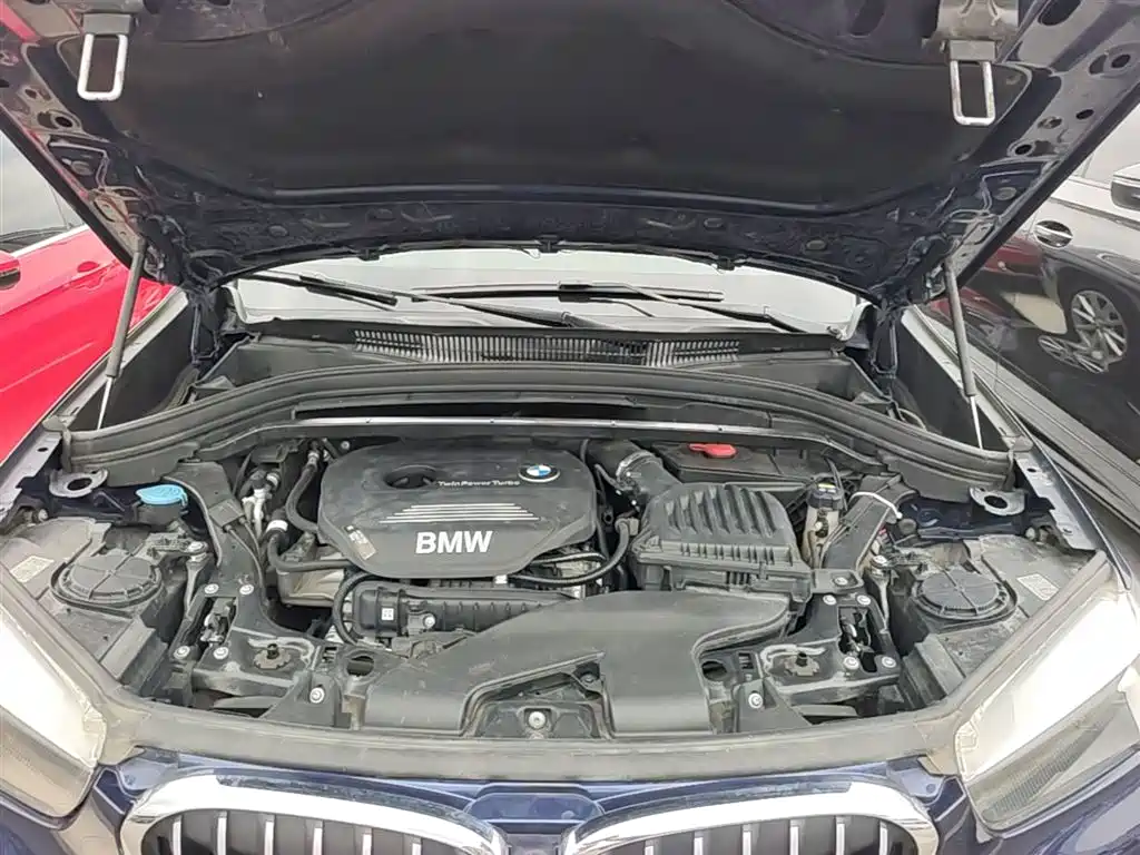 BMW X1 2019 sDrive18Li Fashion Model фото 20