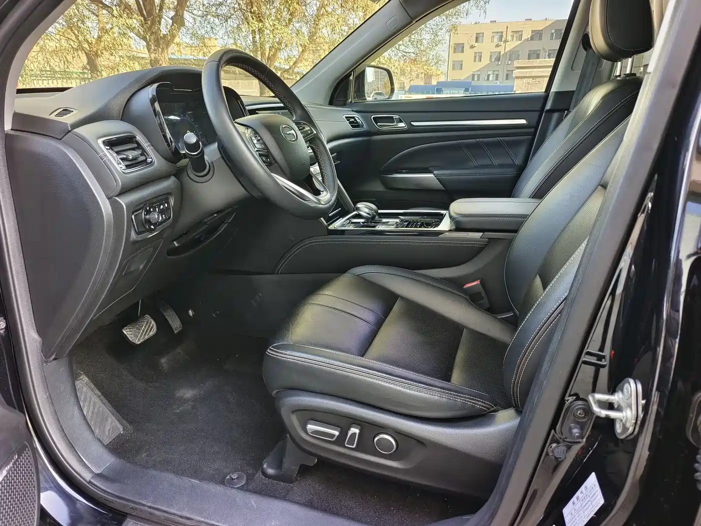 GAC Trumpchi Trumpchi GS8 2020 Model 390T FWD Luxury Smart Connect (7-seater) фото 7