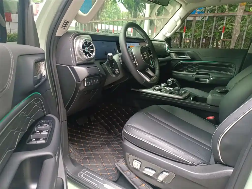 Tank 300 2024 2.0T Explorer фото 14