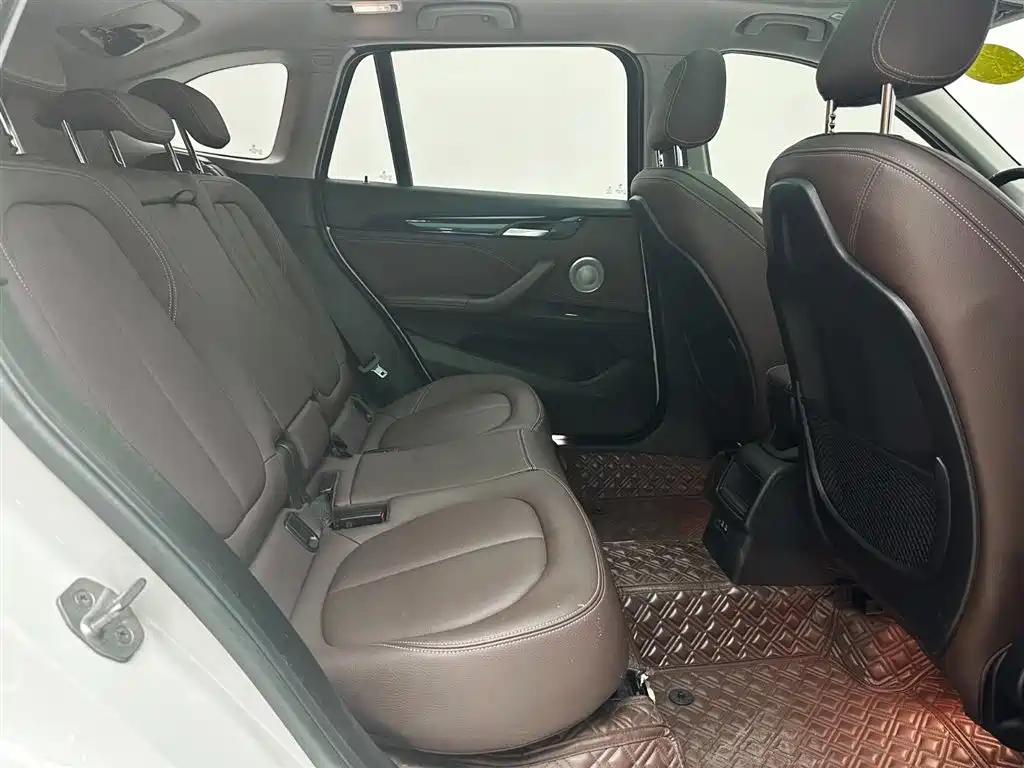 BMW X1 2021 Facelift sDrive20Li Fashion фото 23