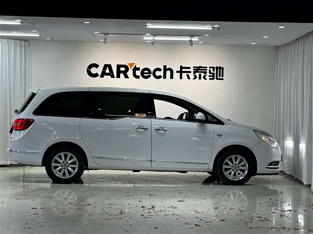 Buick GL8 2018 28T Luxury Model China VI фото 4