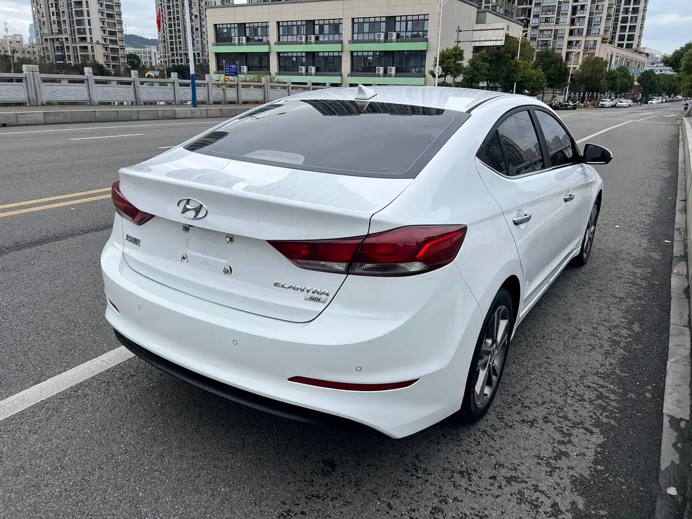 HYUNDAI LEAD