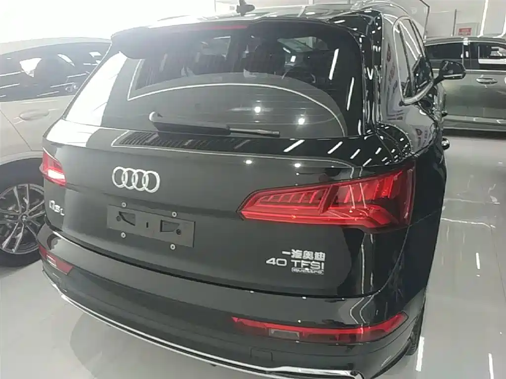 Audi Q5L 2018 40 TFSI Premium Fashion China VI фото 4