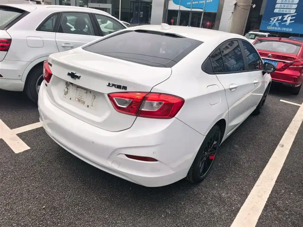 Chevrolet Cruze 2018 Redline 320 Automatic Urban Edge Edition фото 12