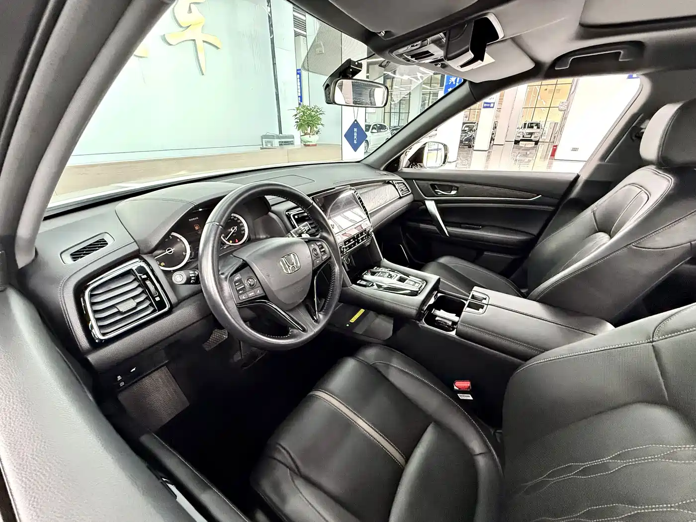 Honda UR-V 2023 2020 370TURBO 2WD Premium Elegance Edition
