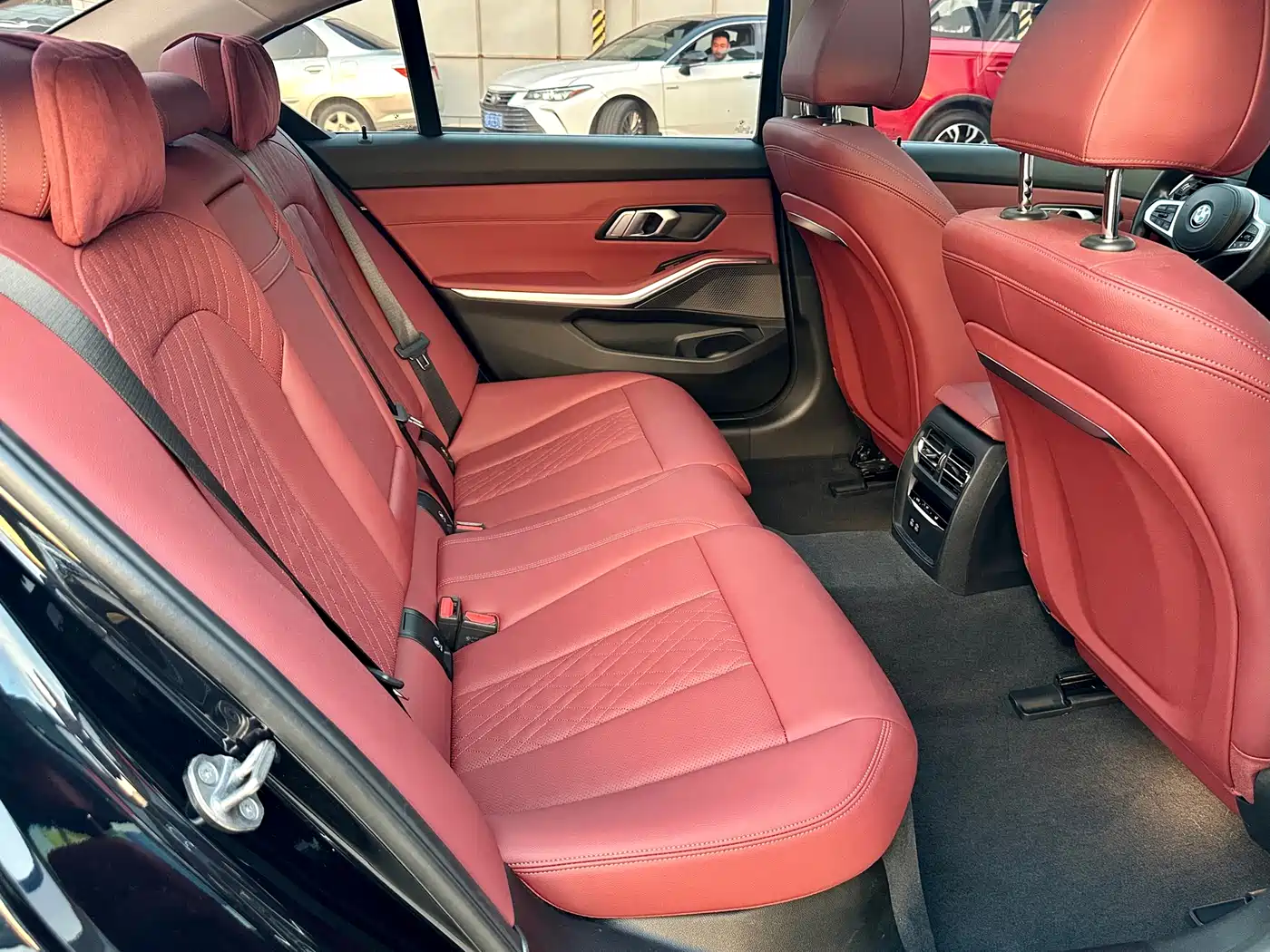 BMW i3 2022 eDrive 35 L фото 11