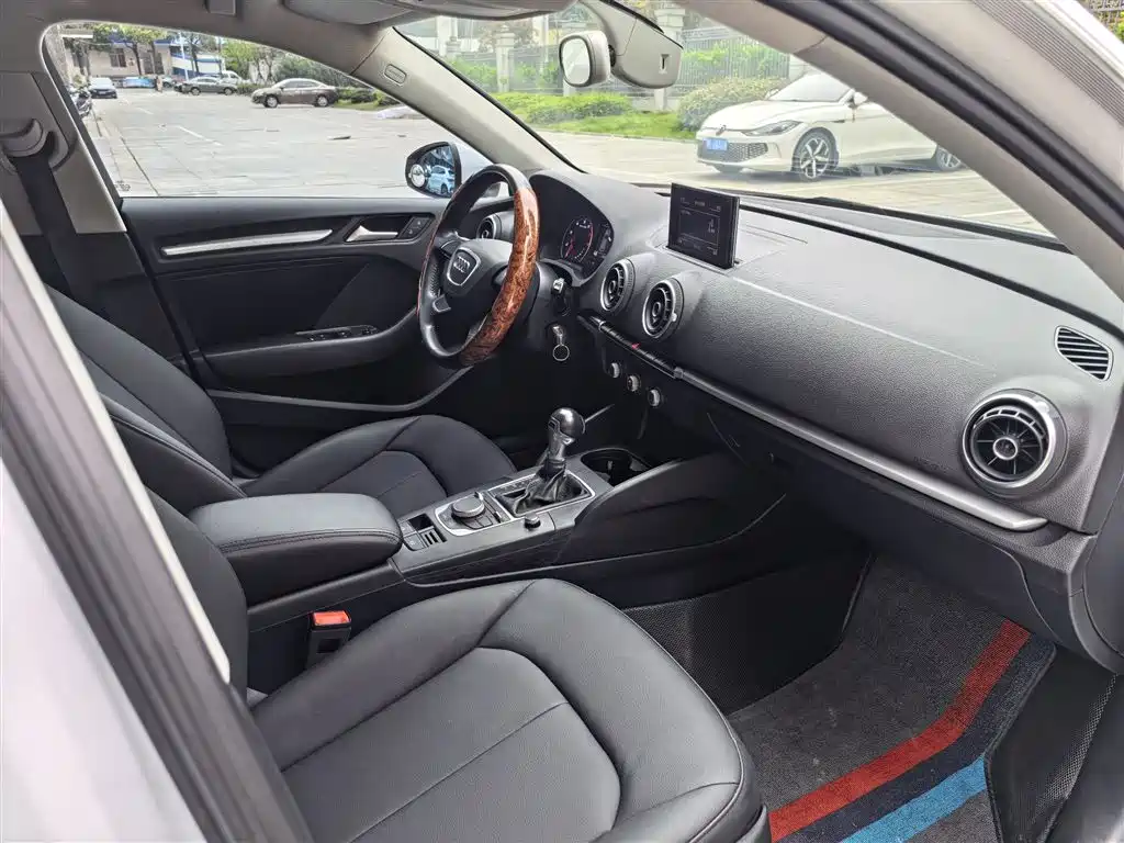 Audi A3 2014 Sportback 35 TFSI Automatic Progressive фото 15