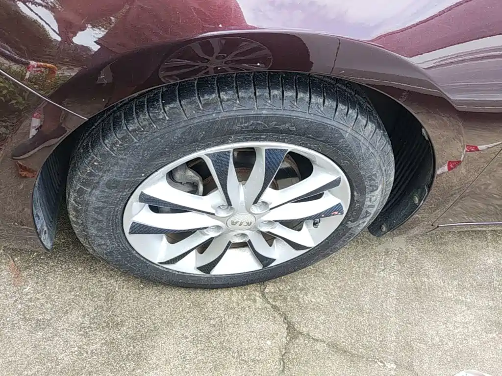 Фото 23 - Kia K3