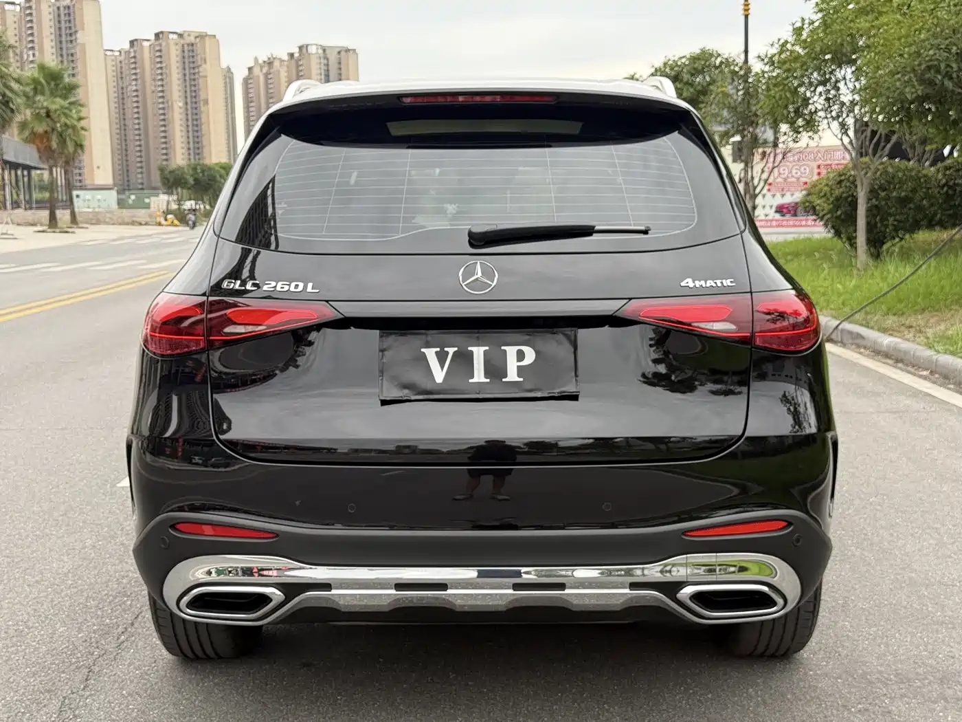 Mercedes-Benz GLC 2026 2026 GLC 260 L 4MATIC Luxury Edition