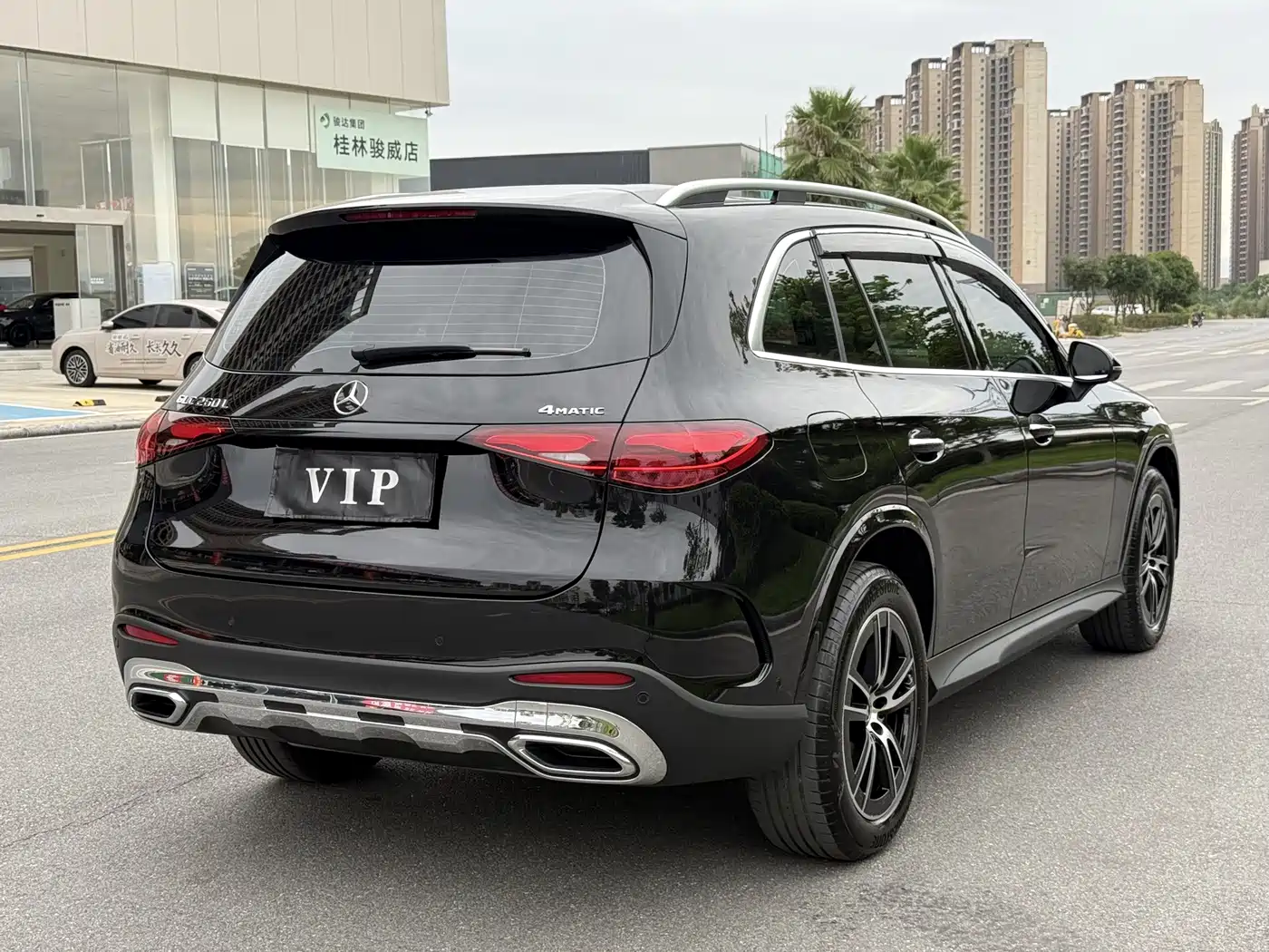 Mercedes-Benz GLC 2026 2026 GLC 260 L 4MATIC Luxury Edition