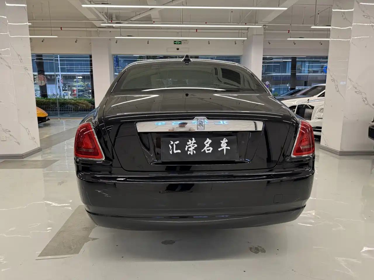 Фото 10 - Rolls-Royce Ghost