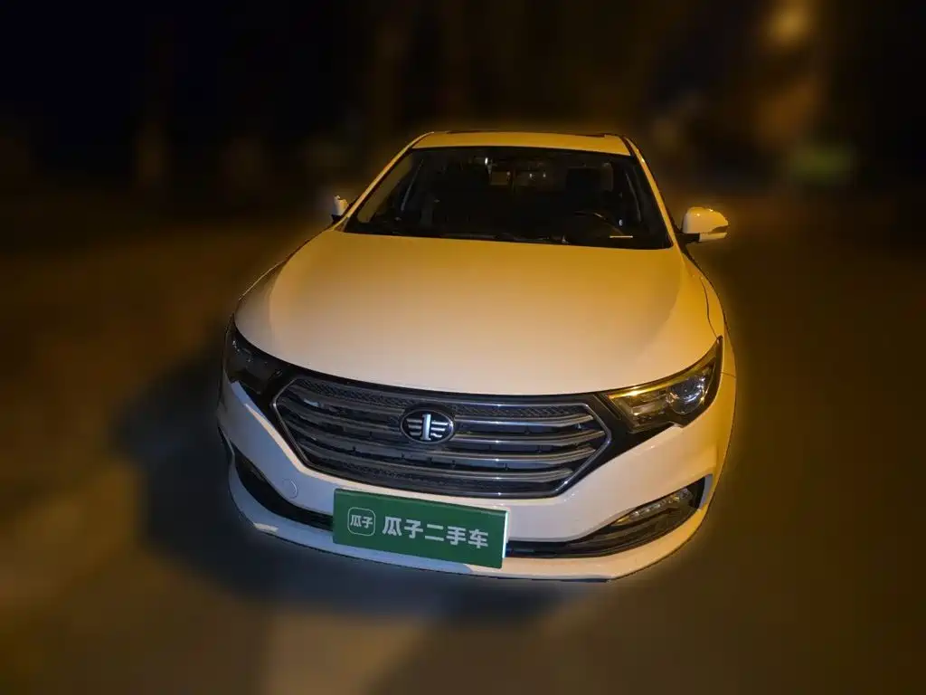 Besturn B30 2015 2016 1.6L Manual Luxury Model