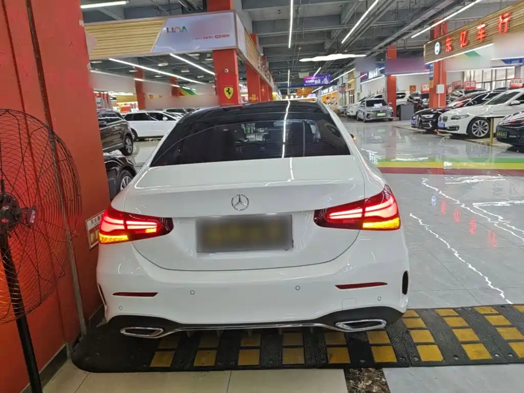 Фото 6 - Mercedes-Benz A-Class